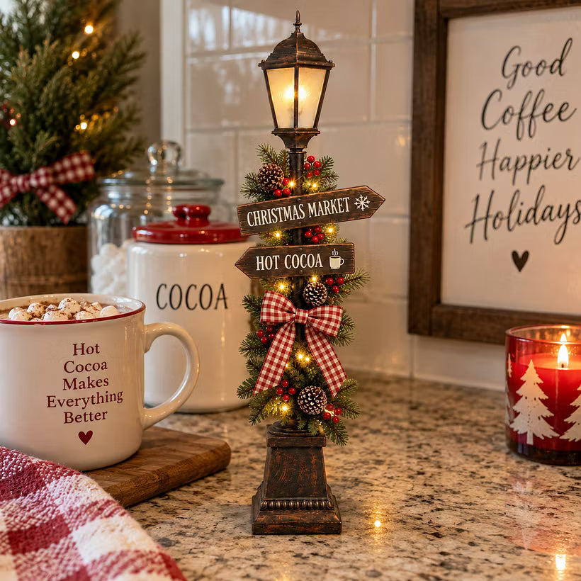 Old Christmas Streetlight – Lighted Tabletop Holiday Decor